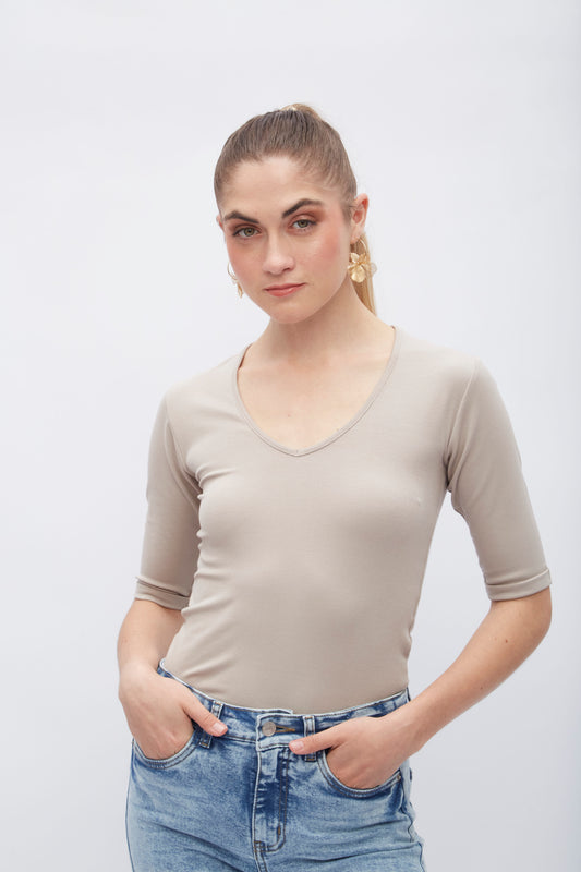 Polo Básico Cuello V